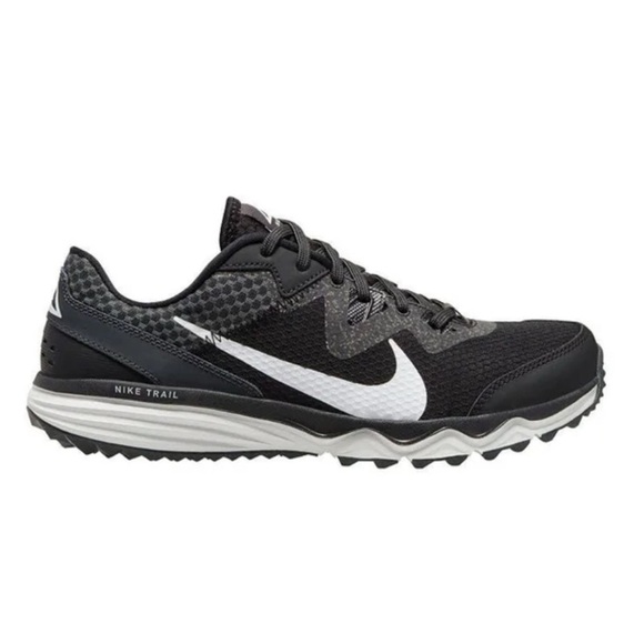 NEW Women’s Nike running shoe size 7 - Picture 1 of 6